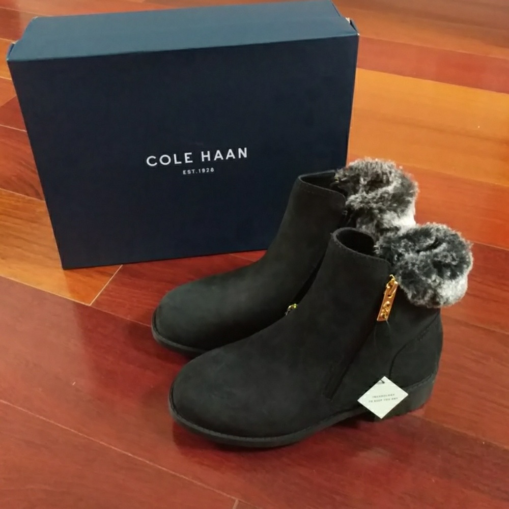 NWT Cole Haan Waterproof Quinney Suede Booties